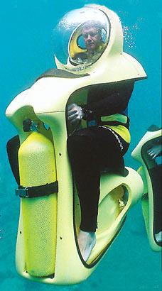 揭秘四款新奇交通工具:海底摩托水下畅游