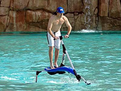 揭秘四款新奇交通工具:海底摩托水下畅游