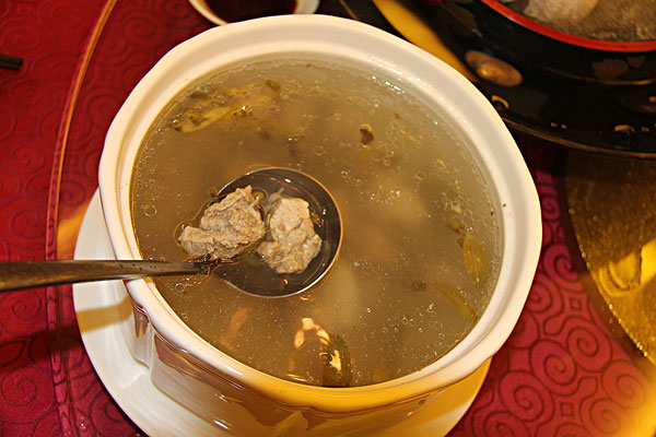 冬季首选五款汤 暖胃御寒吃起来