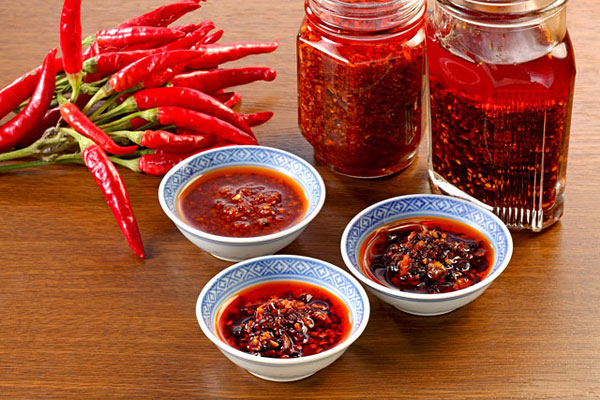 九类人少吃点辣椒 当心加重身体负担
